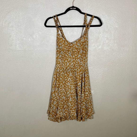 Urban Outfitters kimchi mustard floral print spaghetti strap dress size 4 - Picture 2 of 5